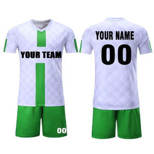 เสื้อฟุตบอลผู้ชายแบบแห้งเร็ว ระบายอากาศได้ดี ผลิตจากโพลีเอสเตอร์ 100% สำหรับขายส่งปี 2026  ชุดทีมพร้อมสกรีนโลโก้และออกแบบเองได้ - Product Image 6