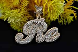 Colgante de Lujo Chapado en Oro de 18K con Letra Personalizada de Moissanita y Plata 925 Bicolor, Joyería HipHop Bling, Regalo de Cumpleaños - Product Image 3