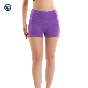 Shorts d'entraînement en matériau flexible et respirant pour l'exercice et le yoga, nouveau design, haute qualité - Product Image 1