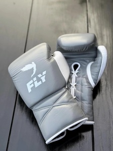 ชุดนวมชกมวย Fly Superlace รุ่น Pro Fight สำหรับฝึกซ้อม พร้อมอุปกรณ์ป้องกันแก้ม ป้องกันศีรษะ ป้องกันอวัยวะเพศชาย สำหรับทุกเพศ - Product Image 4