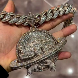 จี้ห้อยคอแบบฮิปฮอปประดับเพชรโมอิสซาไนต์ทรงเหรียญเงินซ้อนกัน ดีไซน์หรูหรา เหมาะสำหรับงานปาร์ตี้ - Product Image 1