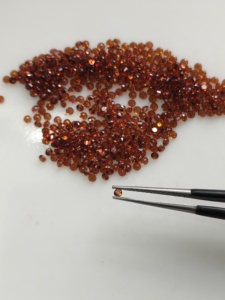 Granat rouge naturel 1,75 mm, taille brillant ronde, qualité supérieure, pierre précieuse en vrac pour la fabrication de bijoux - Product Image 2