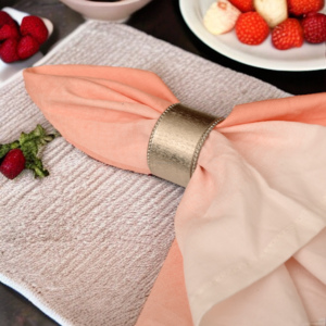 Vente en gros de ronds de serviette en métal massif, meilleure vaisselle, porte-serviettes de table avec design royal, nouvelle finition argentée pour la décoration intérieure - Product Image 5