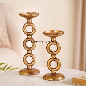 Juego de candelabros de latón de alta calidad con varillas negras y base chapada en oro para decoración del hogar, procedente de la India. - Product Image 6