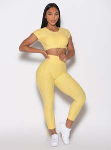 Ensemble de yoga pour femmes : leggings taille haute, soutien-gorge de sport respirant et extensible, tenue de fitness et de sport pour la gym - Product Image 4