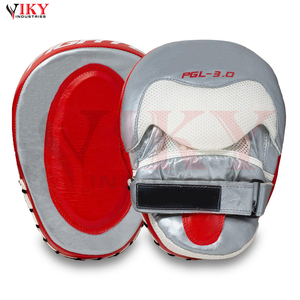Équipement de protection des mains absorbant les chocs pour l'entraînement de Muay Thai, en cuir de qualité supérieure, avec des pads de frappe incurvés pour la boxe, prix de gros - Product Image 1