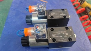 D1VW ไฮดรอลิกโซลินอยด์วาล์ว D1VW001CNJW D1VW020BNJWL 12V 200 บาร์ 1/4 นิ้วพอร์ต - Product Image 2
