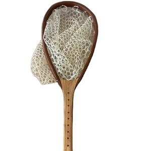 Épuisette de pêche à la mouche d'extérieur avec cadre en bois et filet en caoutchouc, outil de capture de truites à lancer à la main - Product Image 1