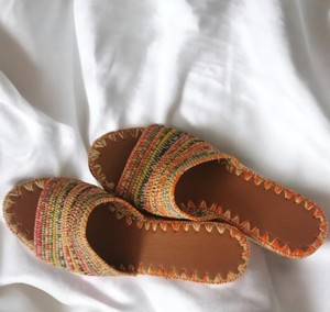 รองเท้าแตะราฟเฟีย Marrak Chic - Product Image 1