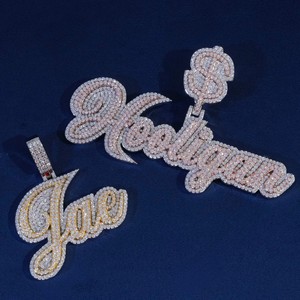 Elegante Colgante de Letra con Moissanita de Plata 925, Charm Personalizado del Alfabeto para Fiesta, Hecho a Mano en India, Joyería Unisex Estilo Hip Hop - Product Image 1