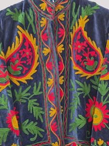 Hand Embroidered Floral Velvet Jacket Mandarin Collar Full Sleeve Plus Size Women'<b>s</b> Winter Prairie Chic Style - Product Image 4