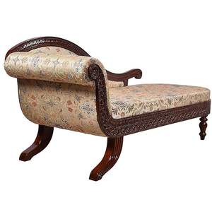 Sillón Kinanti Hecho de Madera de Caoba de Alta Calidad con Tapicería Marrón Oscuro para Uso en Interiores. - Product Image 2