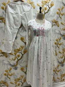 Pink Embroidered Kurti Kurti Set for Women Modern Indian Pakistani Outfit Casual Wedding Party Wear - Product Image 4