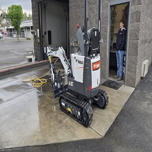 Potente Miniexcavadora Bobcat E10, Diseño Compacto con Rendimiento Hidráulico Confiable para Construcción y Paisajismo - Product Image 3