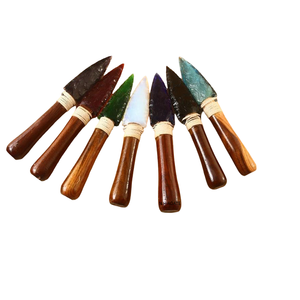 Pointe de flèche en obsidienne rouge avec manche en bois, lame en cristal faite à la main, couteau en pierre précieuse, décor spirituel, couteau en verre sculpté - Product Image 6