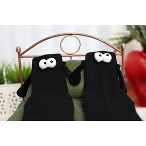 Chaussettes magnétiques amusantes pour couple avec mains, 2 paires pour lui et elle, cadeau de la Saint-Valentin pour femme - Product Image 5