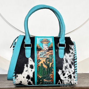 Sac de voyage unisexe en cuir de vachette véritable fait main style vintage avec motif cactus gravé, sac de sport tendance - Product Image 1