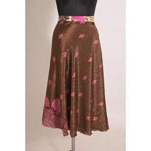 Falda Larga Cruzada de Seda con Estampado Floral Vintage para Mujer, Hecha a Mano y Personalizada - Product Image 2