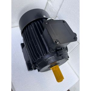 Motor de CA Trifásico de 0.55KW 0.75 HP, 8 Polos, 720 RPM, Montaje en Pedestal, Carcasa de Aluminio, Bajo Nivel de Ruido - Product Image 3