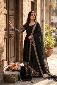 Traje Anarkali de Rayón Negro Bordado con Dupatta, Largo hasta el Suelo, Ropa Tradicional India y Pakistaní para Mujer, Corte Holgado - Product Image 2