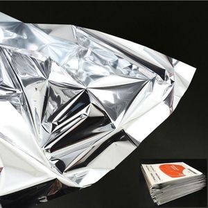 Paquete de 20 Mantas Térmicas de Emergencia, Aislantes, de Mylar, para Supervivencia, Seguridad y Calor - Product Image 4