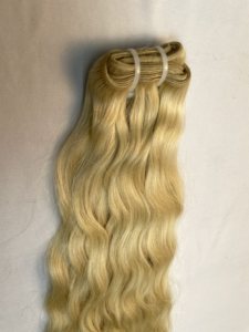 Raw Premium Quality Indian Temple Curly Extensions de cheveux humains Tissage de cheveux Remy de qualité 12A pour l'amélioration des cheveux naturels - Product Image 4