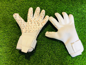 High Quality Premium <b>Light</b> Weight Best Design Custom Selling Goal Keeper Gloves for Men and Women Practice Goalkeeper Gloves OEM - Product Image 4