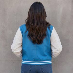 Blouson bomber rétro respirant avec patchwork brodé en cuir/laine, streetwear décontracté d'hiver pour femmes - Product Image 4