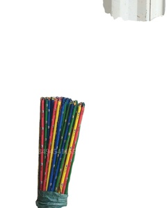 Mango de escoba de madera de eucalipto de Vietnam con revestimiento de PVC, ecológico y duradero, para uso doméstico, palo de fregona natural. - Product Image 1