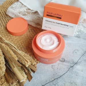 [POUR LA PEAU] ไบรท์โทนครีมมอยเจอร์ไรเซอร์บำรุงผิวหน้า สูตรส่วนผสมจากธรรมชาติ ครีมบำรุงผิวไม่เหนียวเหนอะหนะ - Product Image 3