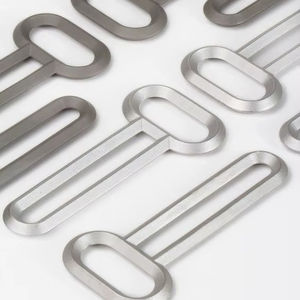 Abridor de Botellas de Aluminio Fundido con Forma Creativa para un Regalo Promocional Único - Product Image 1