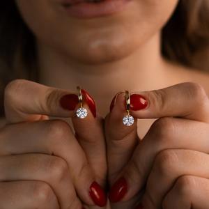 Pendientes de Diamantes Genuinos Certificados, Diseño Minimalista, Joyería Fina para Mujer, Uso Diario, Regalo Disponible al Mejor Precio - Product Image 1