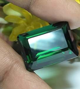 Piedra Preciosa de Granate Verde Suelta de Alta Calidad para Joyería, Anillos y Colgantes, Venta al Por Mayor - Product Image 1
