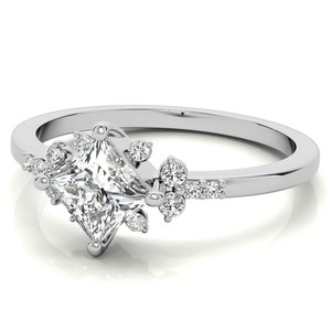 Bague de Fiançailles et de Mariage Vintage en Argent Sterling 925 Plaqué Or 14K, Sertie de Moissanite Taille Princesse 6MM, Style Antique - Product Image 3