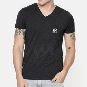 เสื้อยืดคอวีผ้าฝ้าย 100% ทรงหลวมใส่สบายสำหรับผู้ชาย พิมพ์โลโก้ตามสั่ง เสื้อยืดคอวีผู้ชายสไตล์สตรีทแวร์ - Product Image 5