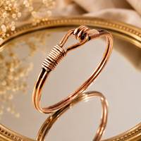 Belladec BI-WT741 - Brazaletes Clásicos Hechos a Mano de Cobre Puro para Mujer, Joyería Ayurvédica Curativa, Brazalete Ajustable, Diseño Rojo