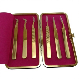 Pince à épiler pour extensions de cils TEEJAY Plasma Gold en acier inoxydable à pointe lisse, ensemble de 3 pièces avec étui magnétique et prise en main parfaite - Product Image 2