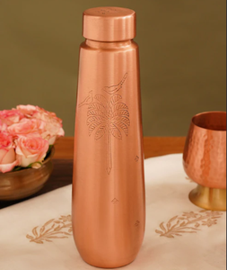 Botella de Agua Hecha a Mano de Cobre Puro con Acabado de Esmalte Rosa, Recipiente de Cobre con Ranuras Verticales, Vaso Metálico sin Juntas - Product Image 3