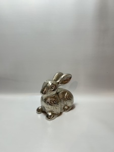 Figura de Conejo de Aluminio Dorado Texturizado, Estatua de Conejo de Metal, Adorno de Mesa de Pascua, Decoración Moderna para el Hogar, Oficina, Escritorio - Product Image 5