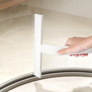 Tergivetro doccia in silicone monopezzo con gancio integrato per appendere facilmente, ideale per finestre, porte e specchi domestici - Product Image 5