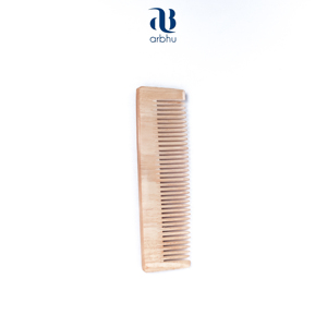 Peigne démêlant en bambou pour les soins des cheveux avec manche en bois personnalisable - Product Image 3