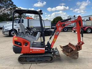 Miniexcavadora Usada Versátil de 3 Toneladas con Brazo Oscilante Desplazable y Orugas de Goma para Operaciones de Construcción en Espacios Reducidos - Product Image 6