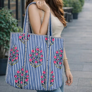 Handmade Vintage Large Tote Handbag Quilted <b>Patchwork</b> Indian Cotton Washable Grocery <b>Bag</b> Printed Design for Women's Daily Use - Product Image 1