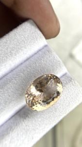 Pierre naturelle certifiée Morganite de forme ovale avec une couleur et un lustre excellents, Beryl naturel de 10,94 carats, nette à la loupe - Product Image 5
