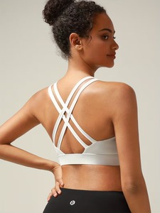 Soutien-gorge de sport sans couture à col en V pour femme |   Crop top d'entraînement à bretelles et dos ouvert |   Bralette de sport en nylon et élasthanne à haute élasticité - Product Image 5