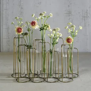 Florero de Metal Dorado Hecho a Mano de Primera Calidad, Recipiente Decorativo para Exhibición Floral, para Flores Frescas, Flores Artificiales, Decorativo - Product Image 1