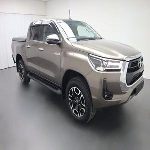 Premium pour Hilux 2023 en stock, livraison rapide, conduite à droite, occasion en bon état, excellent état de marche, cuir - Product Image 4