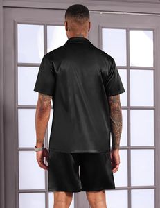 Ensemble de luxe 2 pièces en satin pour homme : chemise à revers et short à manches courtes boutonnées – Idéal pour bal de promo, club et soirée - Product Image 4
