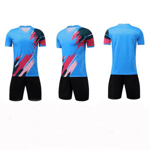 Uniforme de fútbol para hombre de último diseño, alta calidad, transpirable, totalmente personalizable, jersey de fútbol de gran venta a precio asequible. - Product Image 1