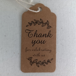 Étiquette cadeau personnalisée OEM 2026, nouvelle arrivée, avec motif floral, finition mate, en papier, pour cadeaux de mariage et de célébration - Product Image 6